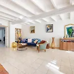 Stunning In * Tonnay-Boutonne