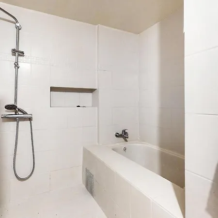 Lovely Home In Tonnay-Boutonne *